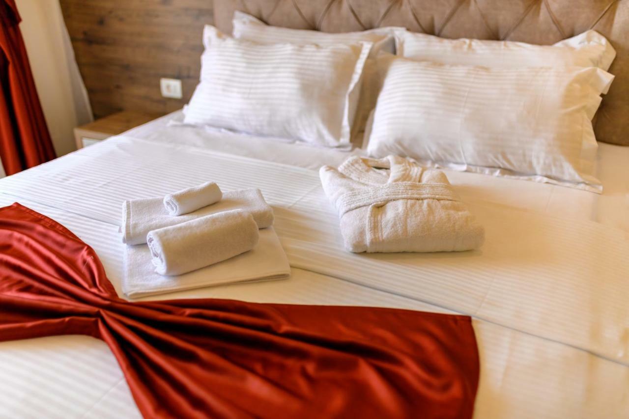 Hotel Franca Ulcinj Kültér fotó