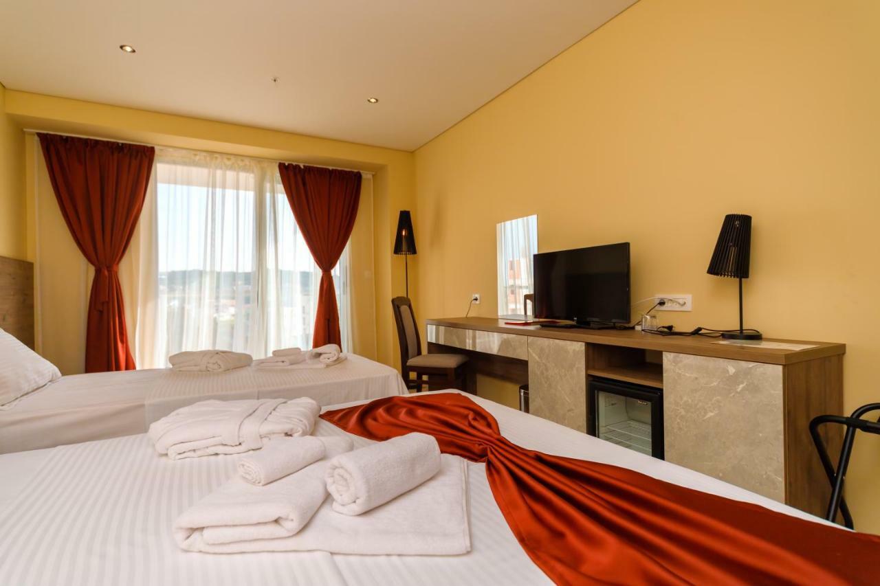 Hotel Franca Ulcinj Kültér fotó